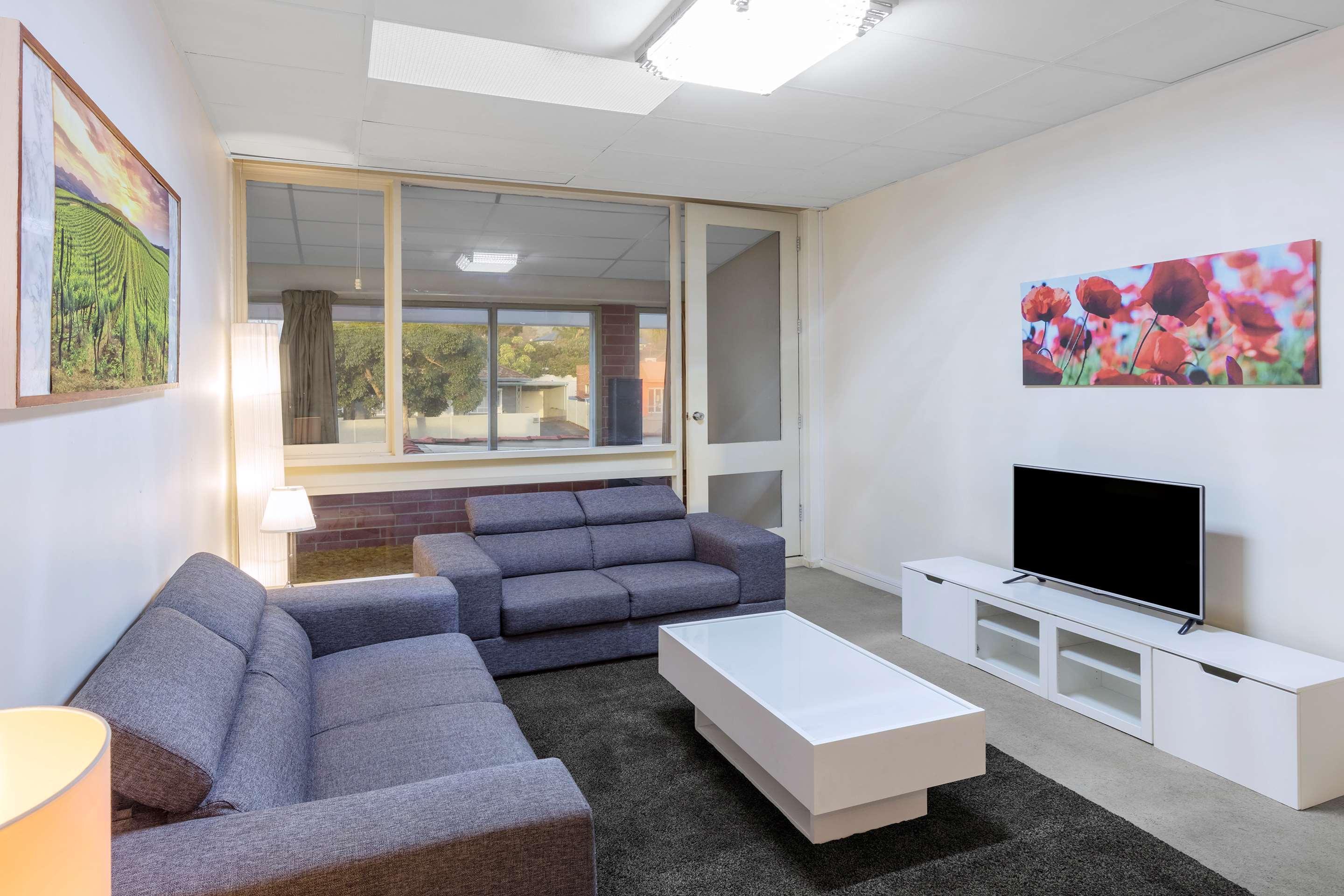 Best Western Plus Service Inn & Suites Lethbridge Esterno foto